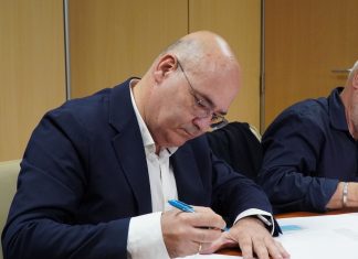 Compromiso firme con el profesorado canario